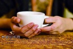 喝適量的咖啡能減少老年時失智症與阿茲海默氏症的風險