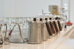 對手衝咖啡的影響有哪些？精品咖啡V60咖啡手衝壺 KALITA