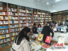 賣咖啡辦沙龍，這還是兒時記憶中的“書店”嗎？