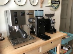 Rancilio Silvia V5咖啡機+Rocky和Eureka Mignon磨豆機開箱